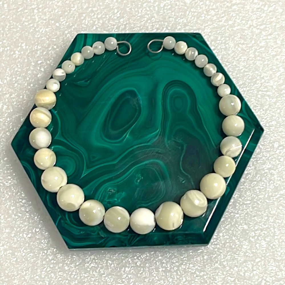 Hexagonal Malachite Riser / Coaster - Picture 6 of 8
